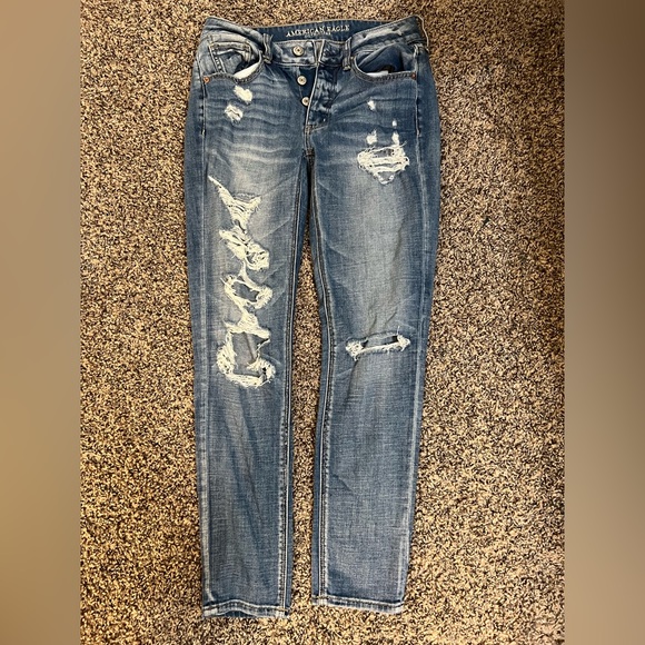 American eagle Mom jeans/ Straight jeans - Picture 3 of 4
